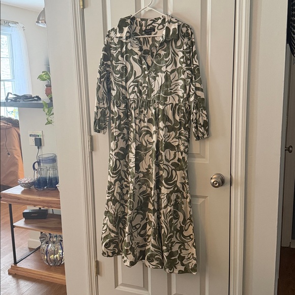Rachel Zoe Green and White Patterned Long Sleeve Dress. Size Large - Picture 2 of 5